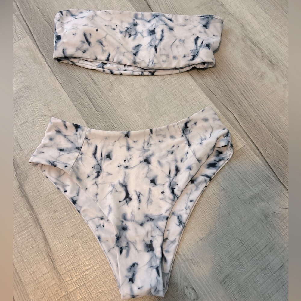 strapless/high waisted bikini- size small